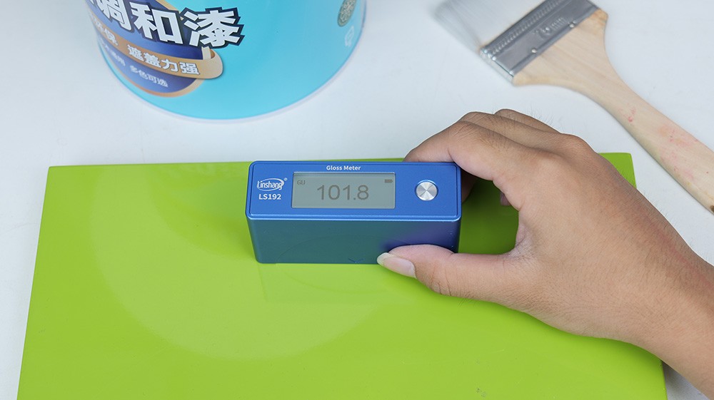 林上LS192光泽度仪实测样品表面光泽度
