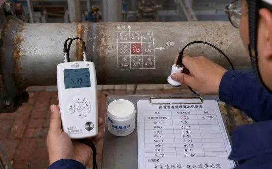 高温超声波测厚仪在线检测方案：锅炉管道与压力设备壁厚如何持续监控
