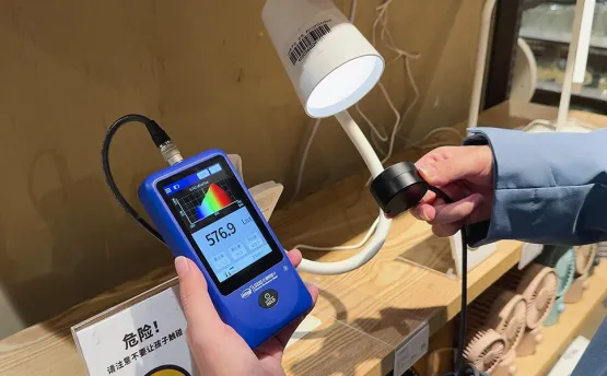 照度计怎么选？普通照度计、光谱照度计和亮度计的完整选型指南
