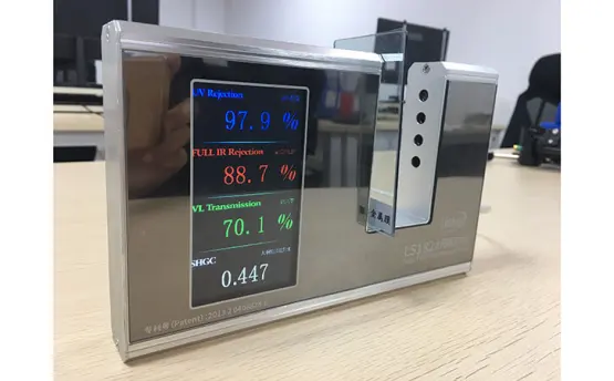 衡量汽車貼膜是否專業(yè)的六要點(diǎn)及太陽膜檢測儀