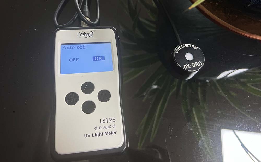 UVB 紫外线辐照计是否自动关机选择界面 UVB 紫外线辐照计是否自动关机选择界面
