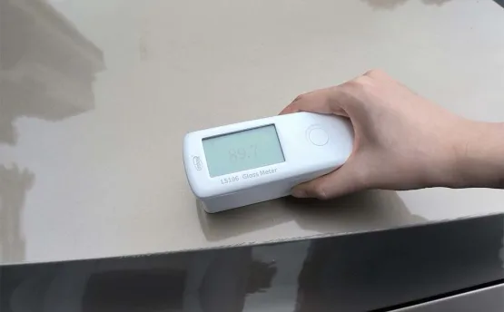 如何用漆面光澤度儀判斷汽車漆面失光及其解決方法
