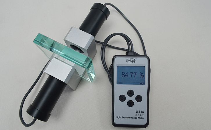 透光率测试仪测量玻璃