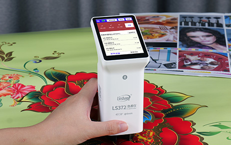 LS372测试海报颜色 LS372测试海报颜色