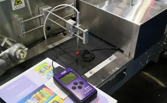 小探头的紫外线强度测试仪