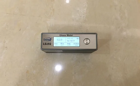 避免踩雷，用光澤度測(cè)試儀選瓷磚