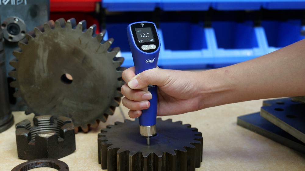 林上LS256超声波硬度计检测粗加工后的齿轮硬度