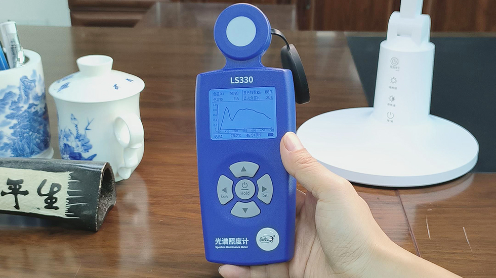 亮度计LS332测试台灯 亮度计LS332测试台灯